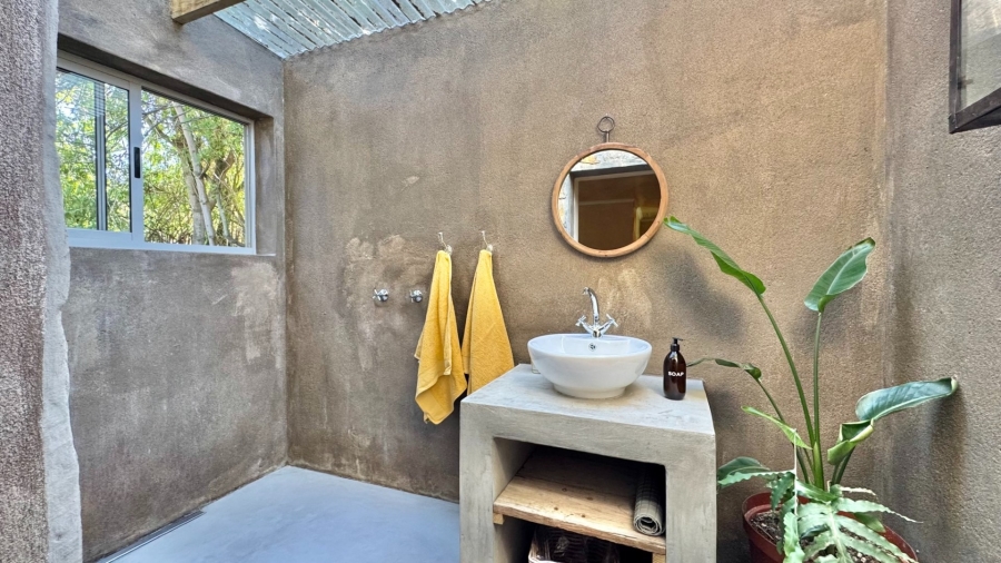 5 Bedroom Property for Sale in Caledon Western Cape